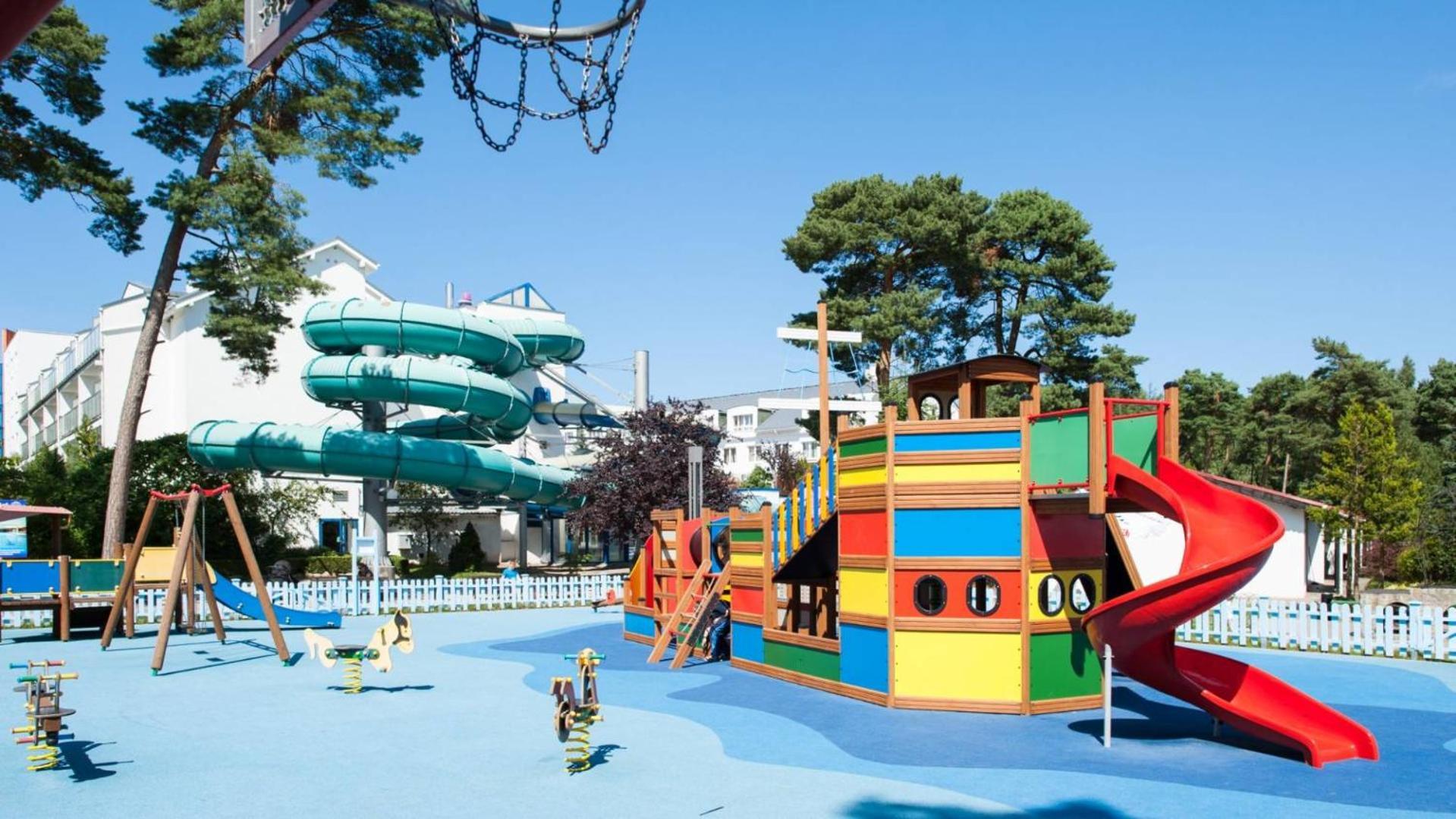 Sandra Spa Pogorzelica & Aquapark Exterior photo